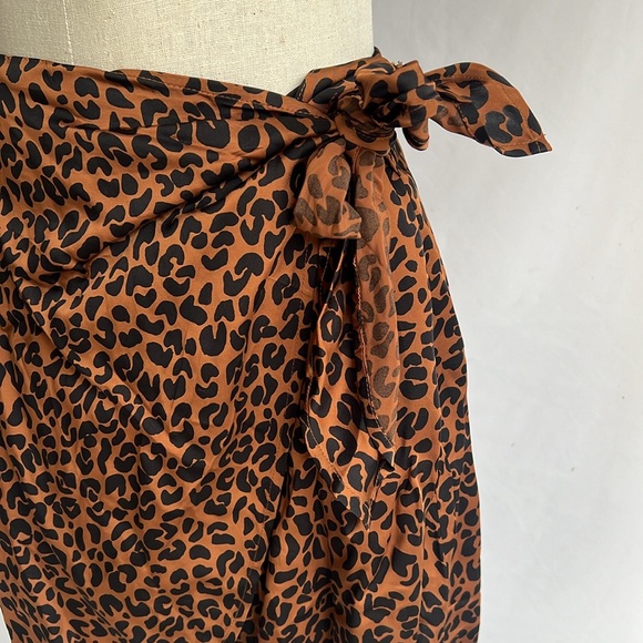 Good American Leopard Wrap Mini Skirt - Picture 2 of 7